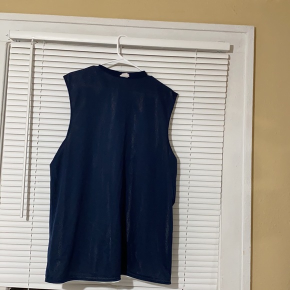 Nike Reversible Basketball 🏀 Jersey - Picture 2 of 4